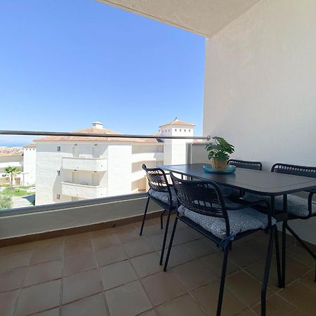 Sea Glimpse Apartamento De Vacaciones Манилва Екстериор снимка