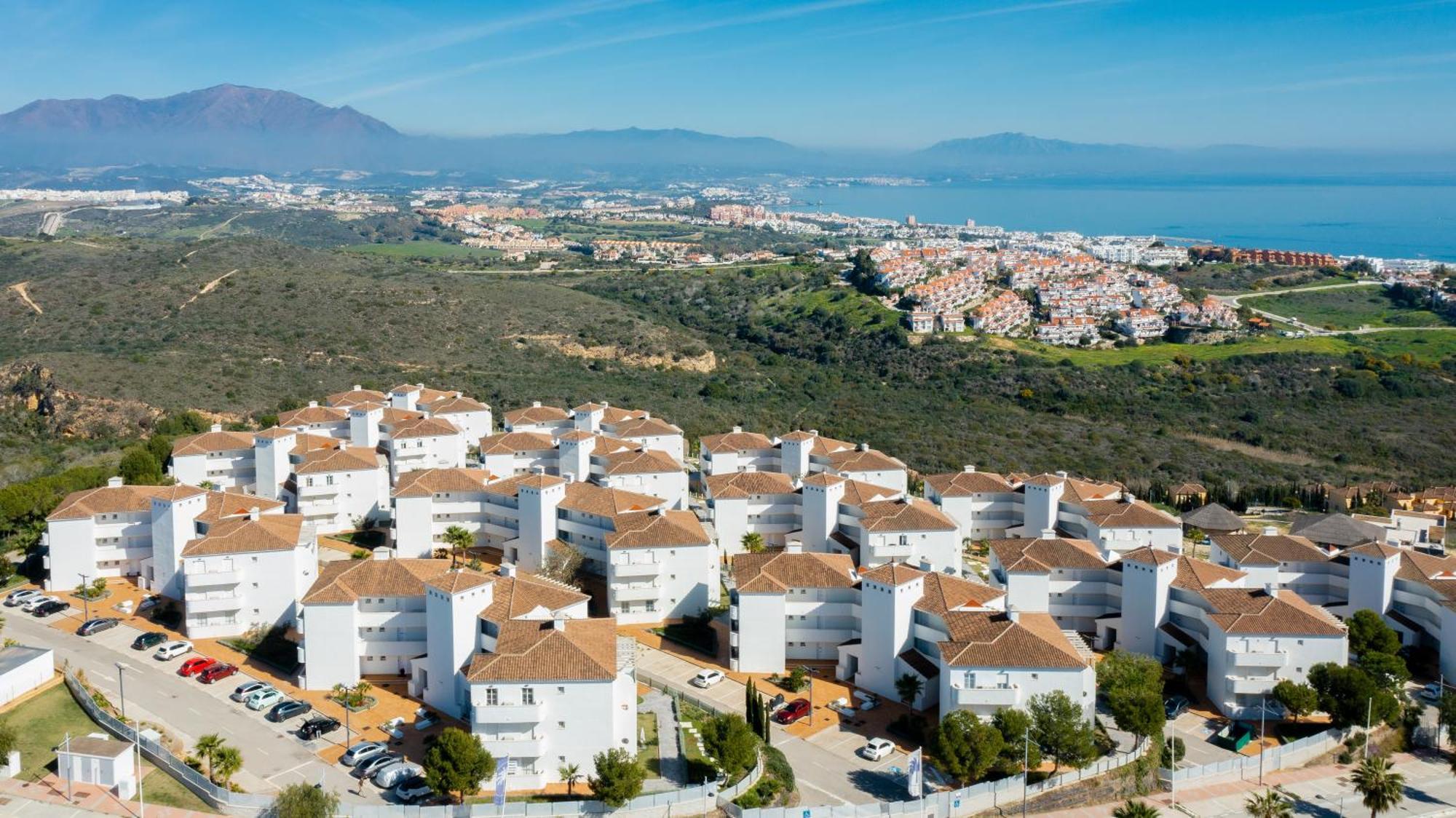 Sea Glimpse Apartamento De Vacaciones Манилва Екстериор снимка